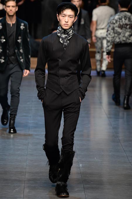 Модель 29 из мужской коллекции Dolce & Gabbana осень-зима 2015-2016